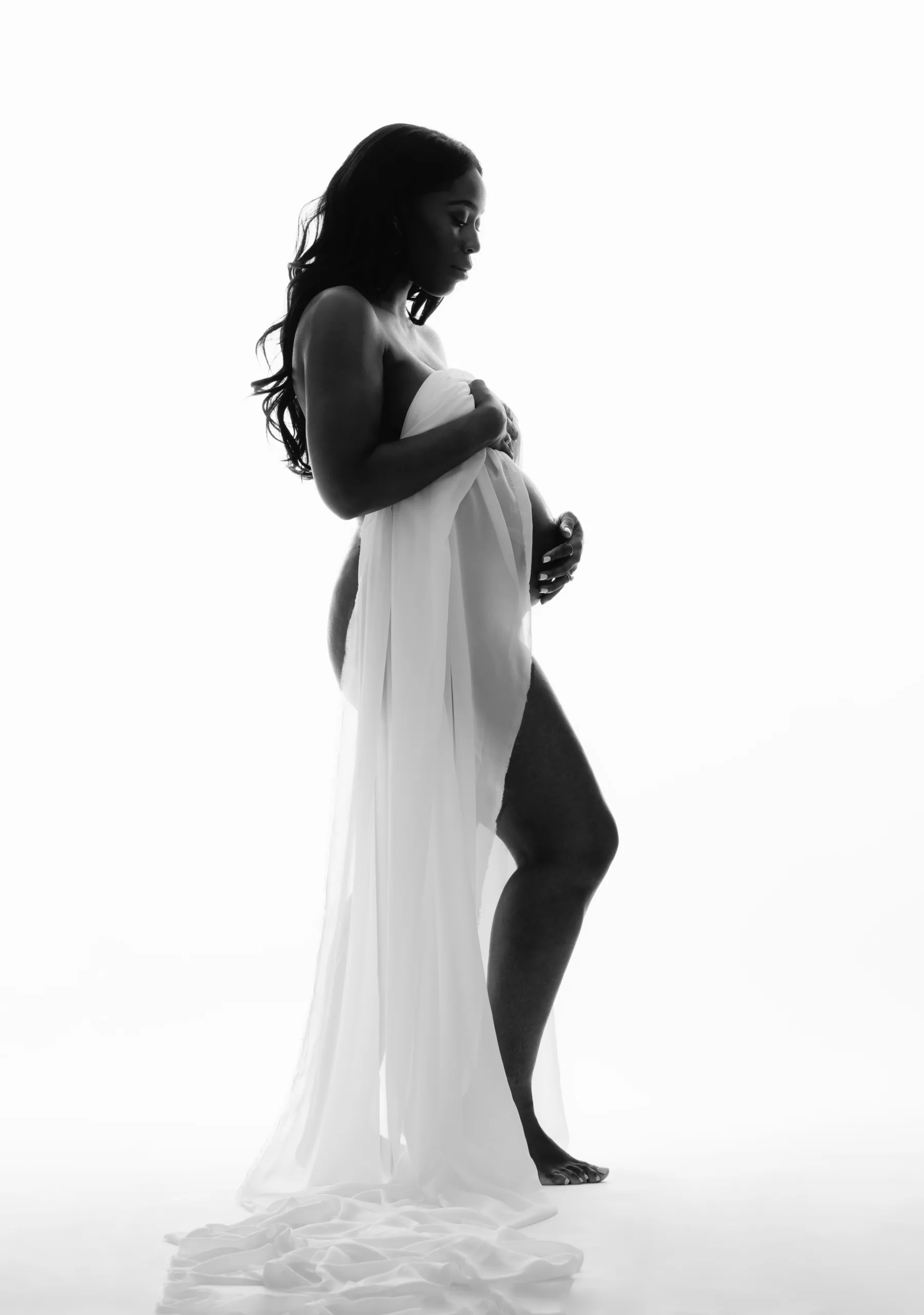 DanielleMaternityBlackand white